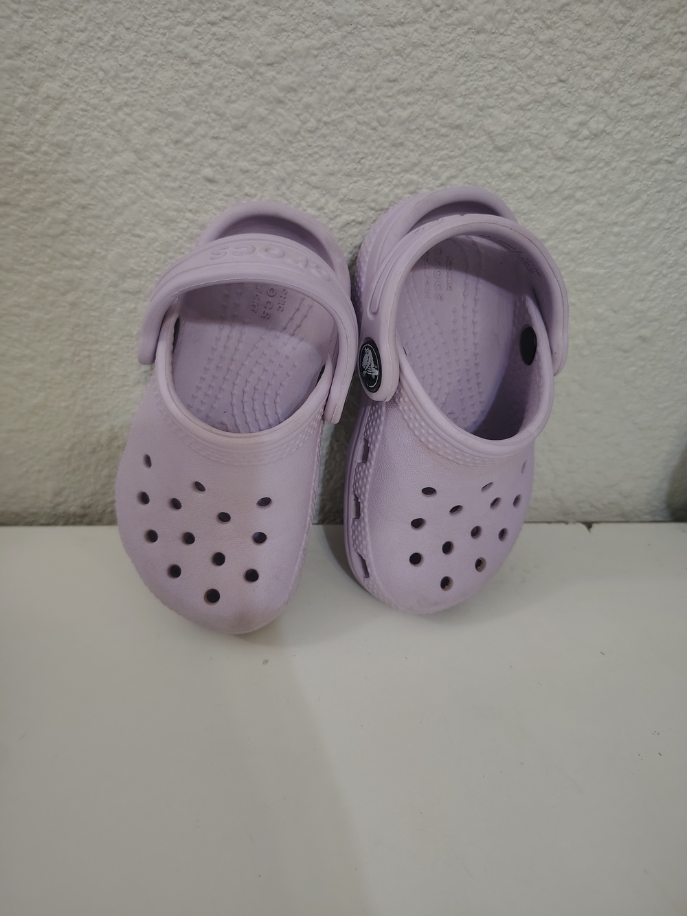 CROCS Kids Purple Sandals Waterproof Slip-On Clogs Size Toddler 5 Baby Girls